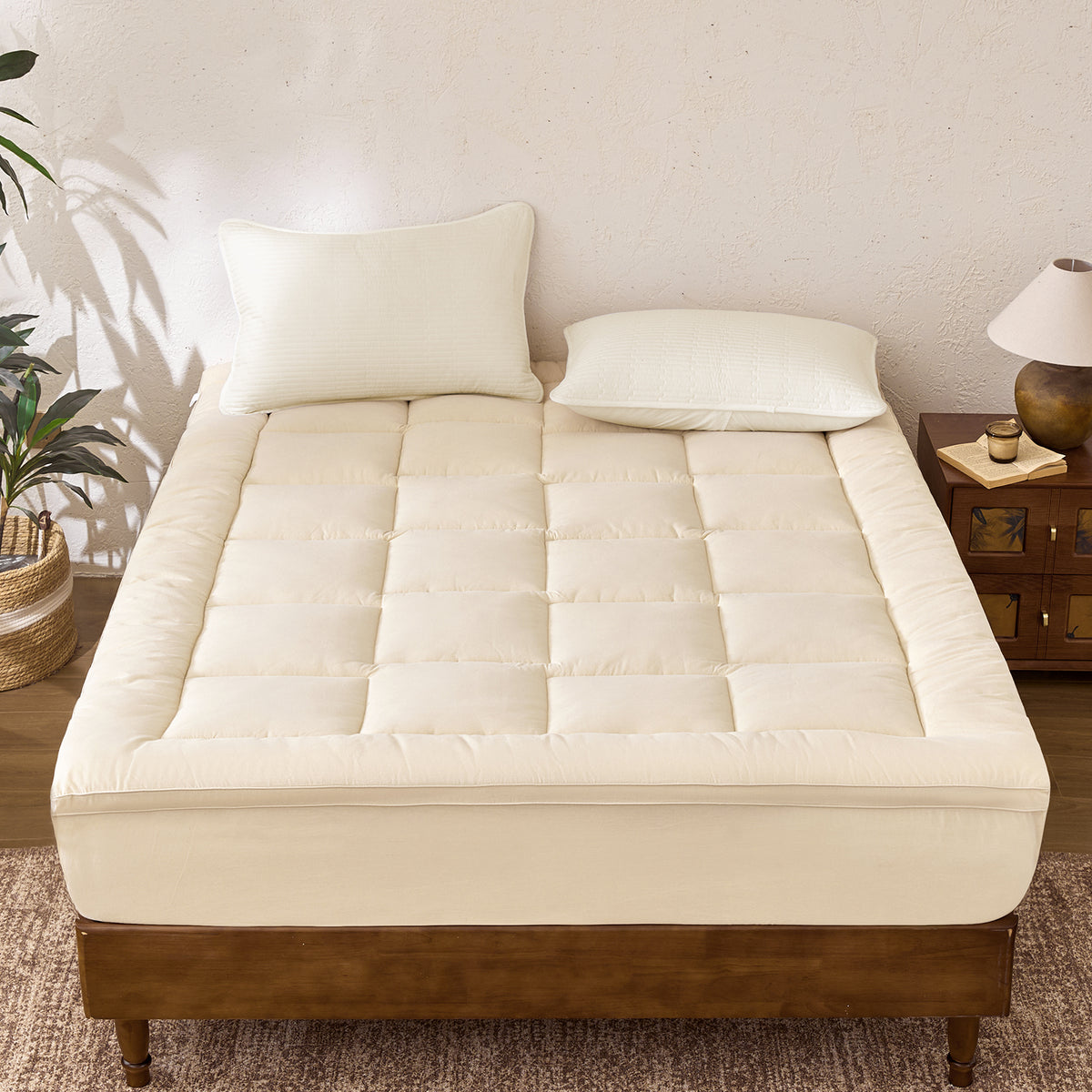 YOUR MOON Wool Mattress Topper Queen, 51% Australian Wool, 800GSM-Off White Natural Cotton Cover, Quilted Wool Mattress Pad, Fitted Mattress Bed Cover with 16-Inch Deep Pocket