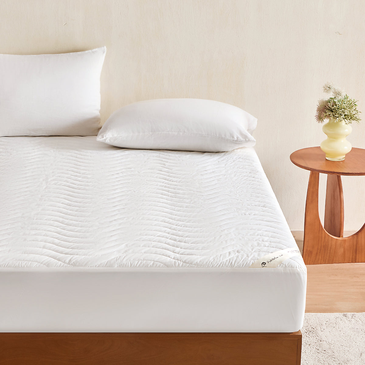YOUR MOON 100% Washable Wool Mattress Pad, Wavy White 100% Natural Australian Wool Filling, Breathable Cotton Cover, 200GSM Quilted Fitted Mattress Bed Cover