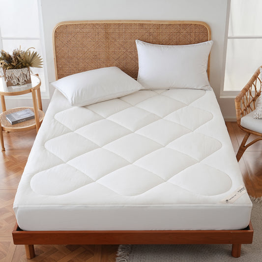 YOUR MOON 100% Wool Mattress Pad Queen, 500 GSM, White, Australian Wool Filling, Natural Cotton Cover, Quilted Mattress Pad, 16-Inch Deep Pocket, Mattress Bed Cover